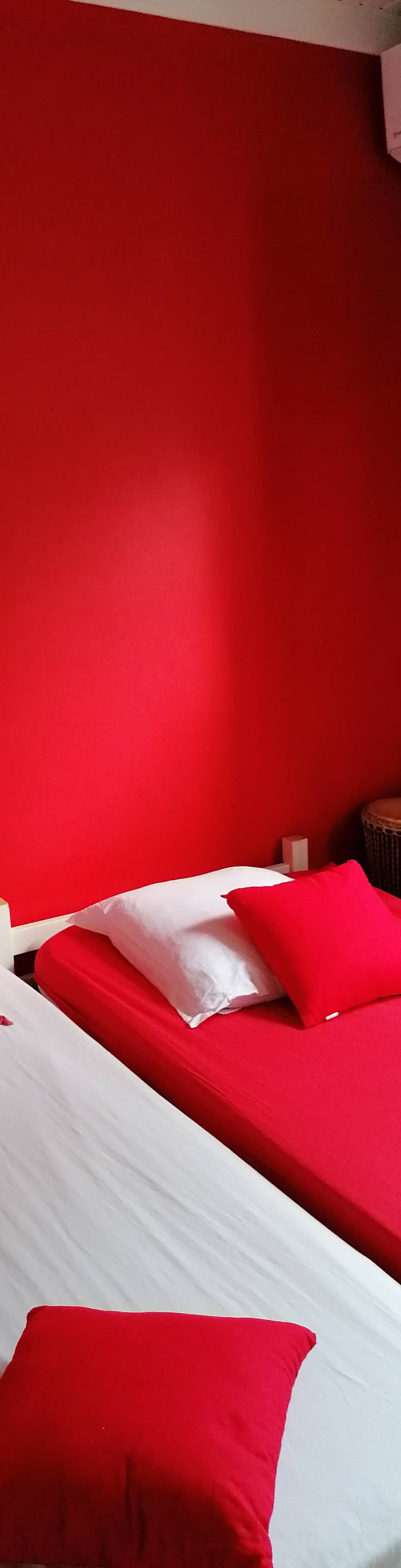 Chambre paisible de la villa au Diamant
